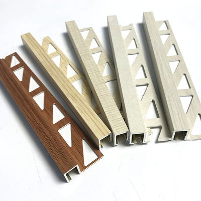 Le bord en aluminium de tuile équilibre la tuile adaptée aux besoins du client en métal équilibre la décoration à la maison