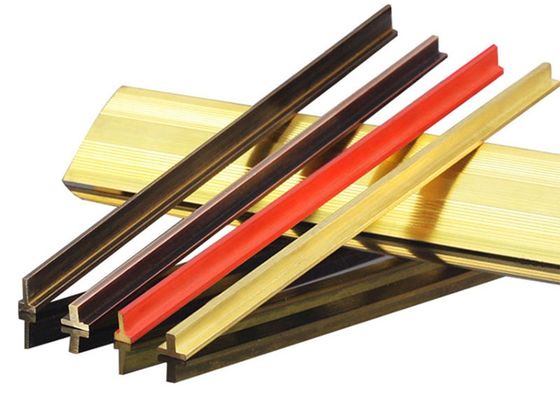 La jonction en laiton décorative de l'or 3.0m panneau la décoration de meubles