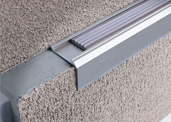L'aluminium de bâtis en métal de couverture tapissent l'équilibre 0.8mm