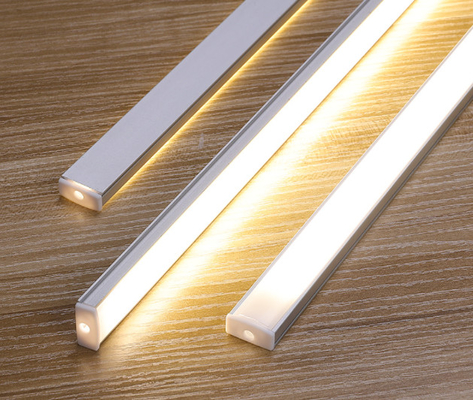 Anti éraflure de profil en aluminium décoratif flexible du cabinet LED