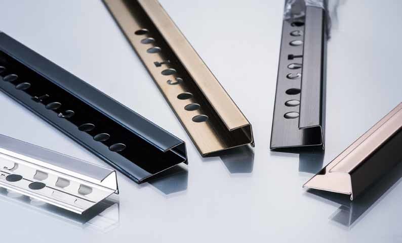 À l'intérieur de l'équilibre Bullnose 2.5m de bord de frontière en métal d'acier inoxydable de coin