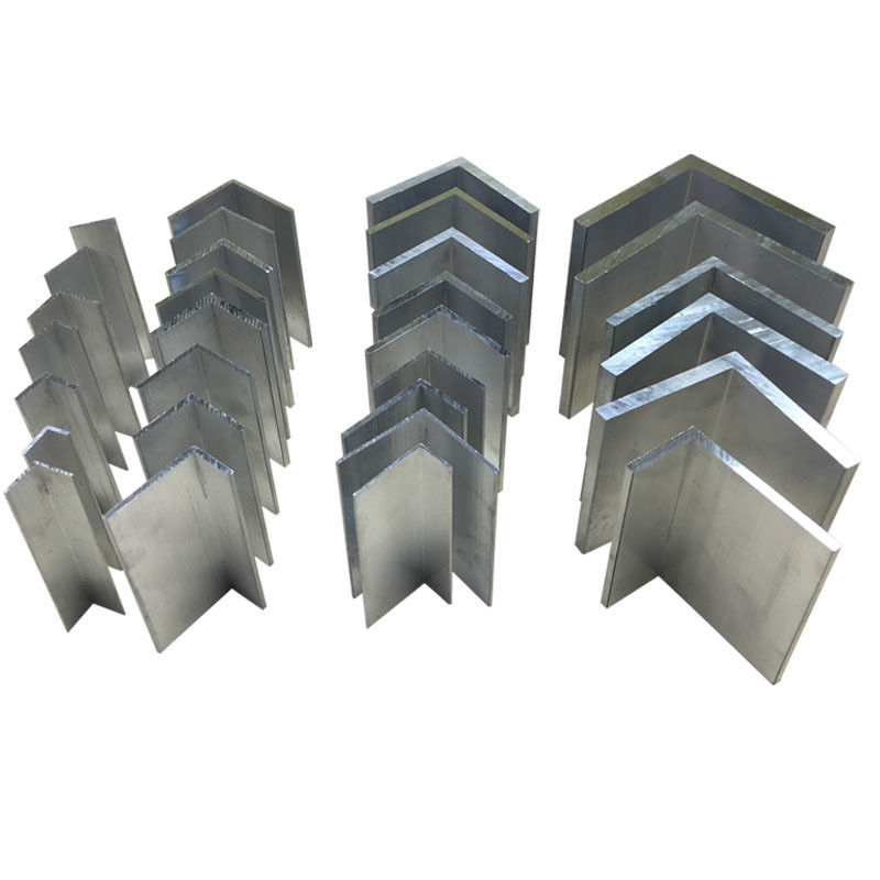 Le bout de l'équilibre en aluminium de tuile de carreaux de céramique et de bandes en métal
