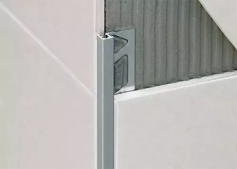 Bandes rebord en aluminium d'équilibre de tuile de coin de profil pour la cuisine