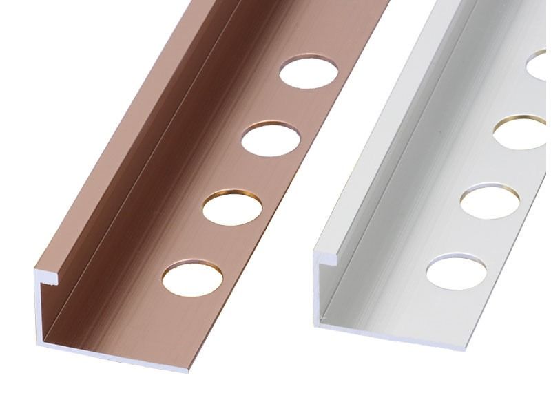 Plinthe intérieure métallique décorative pour la ligne en aluminium de couverture panneau de bordage pour l'équilibre de tuile