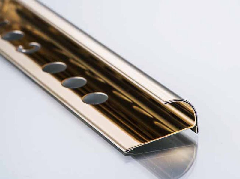 les supports de bord de carreau de céramique d'équilibre de coin d'acier inoxydable de 2.5m couvrent de tuiles des panneaux de jonction de bord