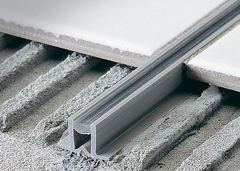 Le carrelage en bois équilibrent le profil en aluminium d'extrusion de joint en aluminium de mouvement de 25mm