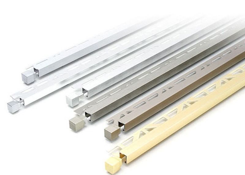 La tuile en métal d'alliage d'aluminium équilibre le règlage carré de coin de bord de tuile de décoration intérieure