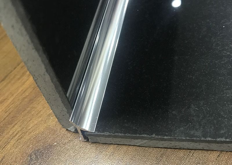 Profil en aluminium d'extrusion de carreau de céramique de coin de bord d'équilibre en aluminium de finissage