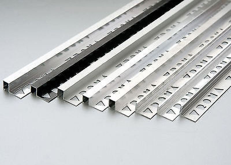 Personnalisation en aluminium de profil d'extrusion pour les panneaux de jonction en aluminium de coin de bord de tuile