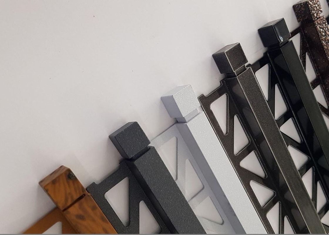 Panneaux de jonction en aluminium de bord pour le profil en aluminium d'extrusion de coin de bord de tuile