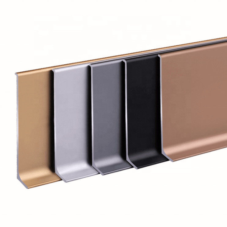 Accessoires communs de plinthes de bordage de plancher de doigt en aluminium décoratif de conseil