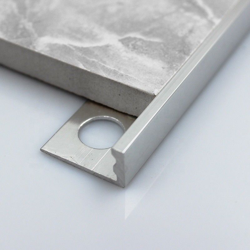 Tous forment l'équilibre en céramique en aluminium de tuile de coin de mur d'accessoires de tuile