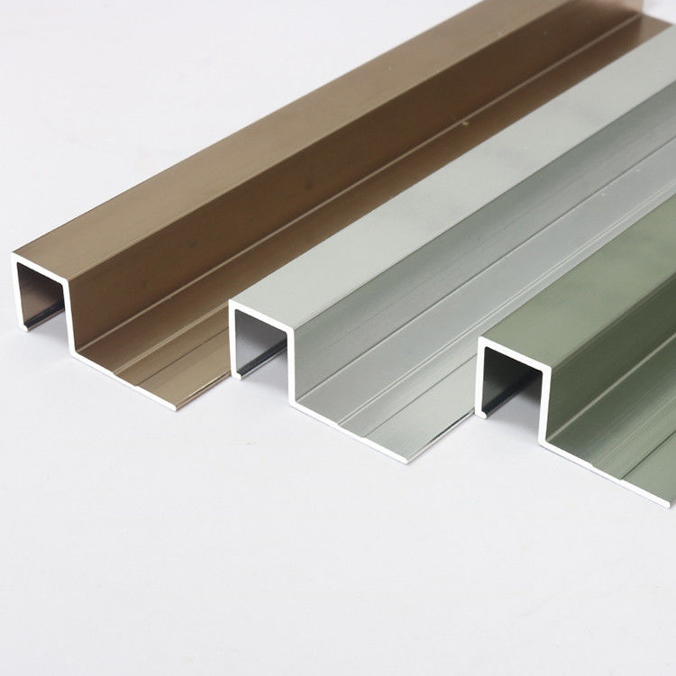 carreau de céramique en métal de 12mm de mur décoratif de profil en dehors de l'équilibre en aluminium de tuile de bord faisant le coin
