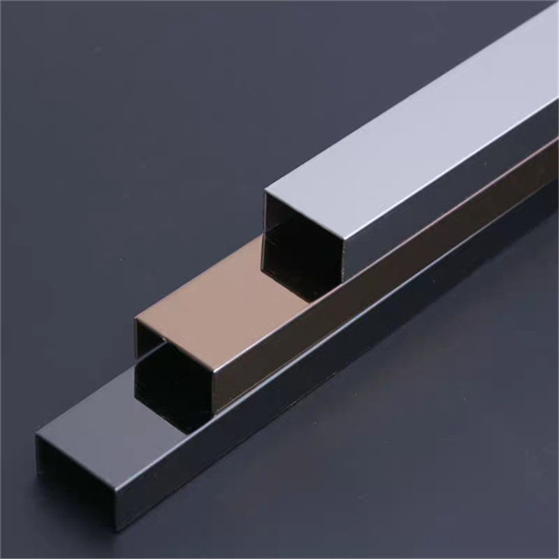 Panneaux de jonction en aluminium d'or de tuile en métal d'équilibre de bord de tuile de salle de bains du profilé en u 15mm
