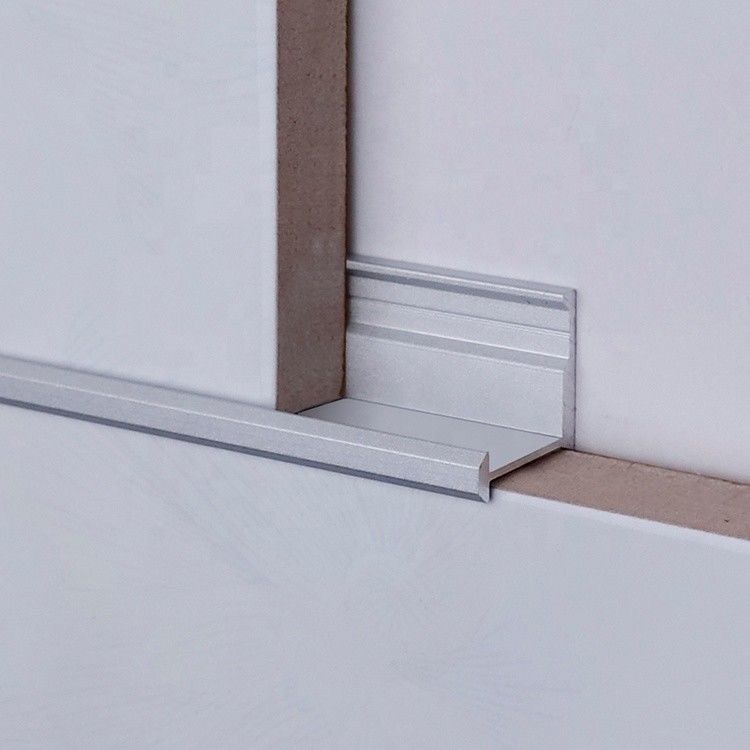 H poli forment le profil en aluminium de rayures d'équilibre de tuile de 20mm