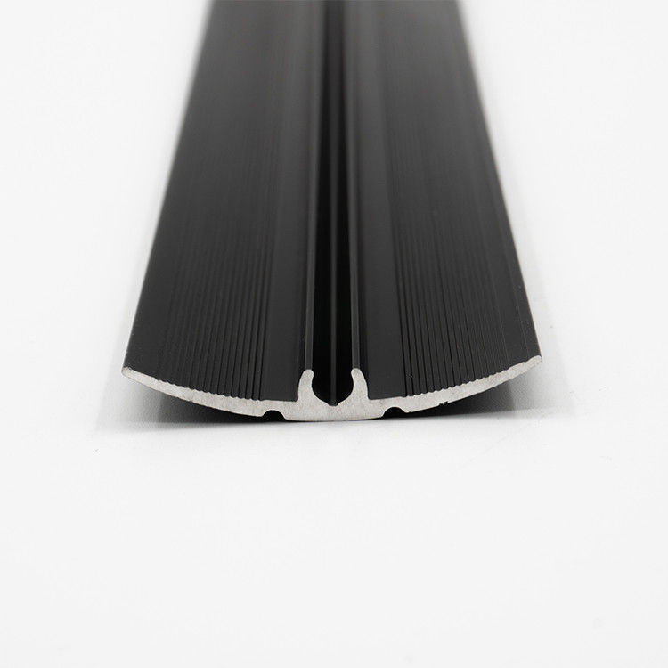 Le bord en aluminium en céramique de tuile équilibrent la bande de transition de cuivre en métal de forme de T