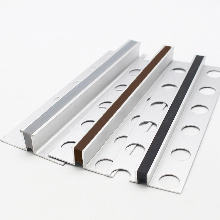 Plancher d'extrusion de mouvement en aluminium de tuile et équilibre en bois communs parquetants en céramique de tuile